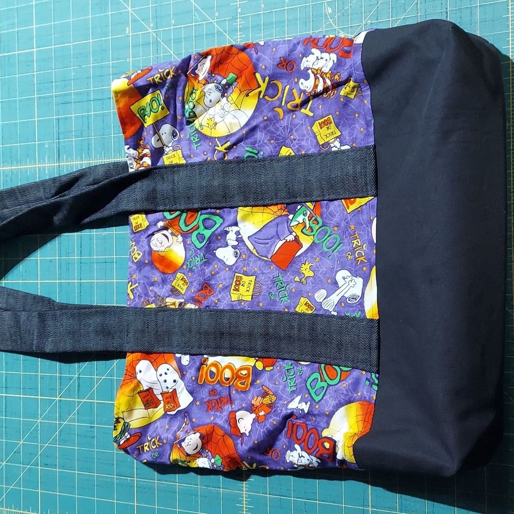 Peanuts Tote Bag